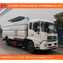 Camion de balayeuse de rue de Dongfeng 4 * 2 120HP 5m3